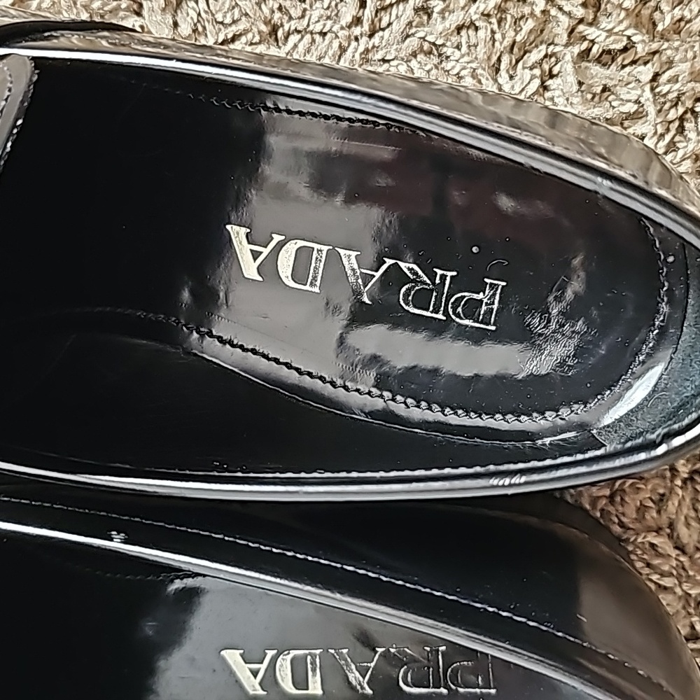 Prada leather dress Slip on men's shoes 👞 - Picture 8 of 9